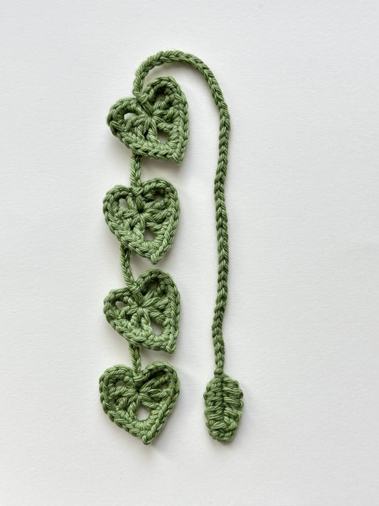 Monstera Leaf Crochet Bookmark