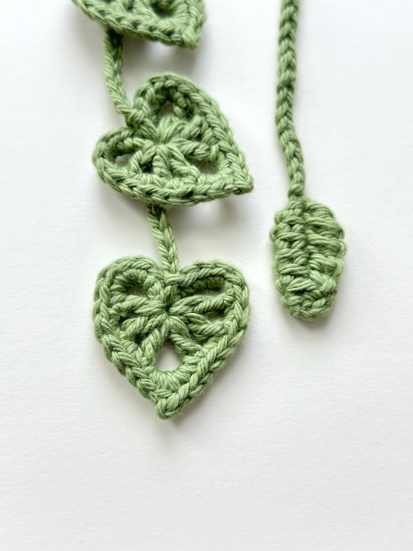 Monstera Leaf Crochet Bookmark