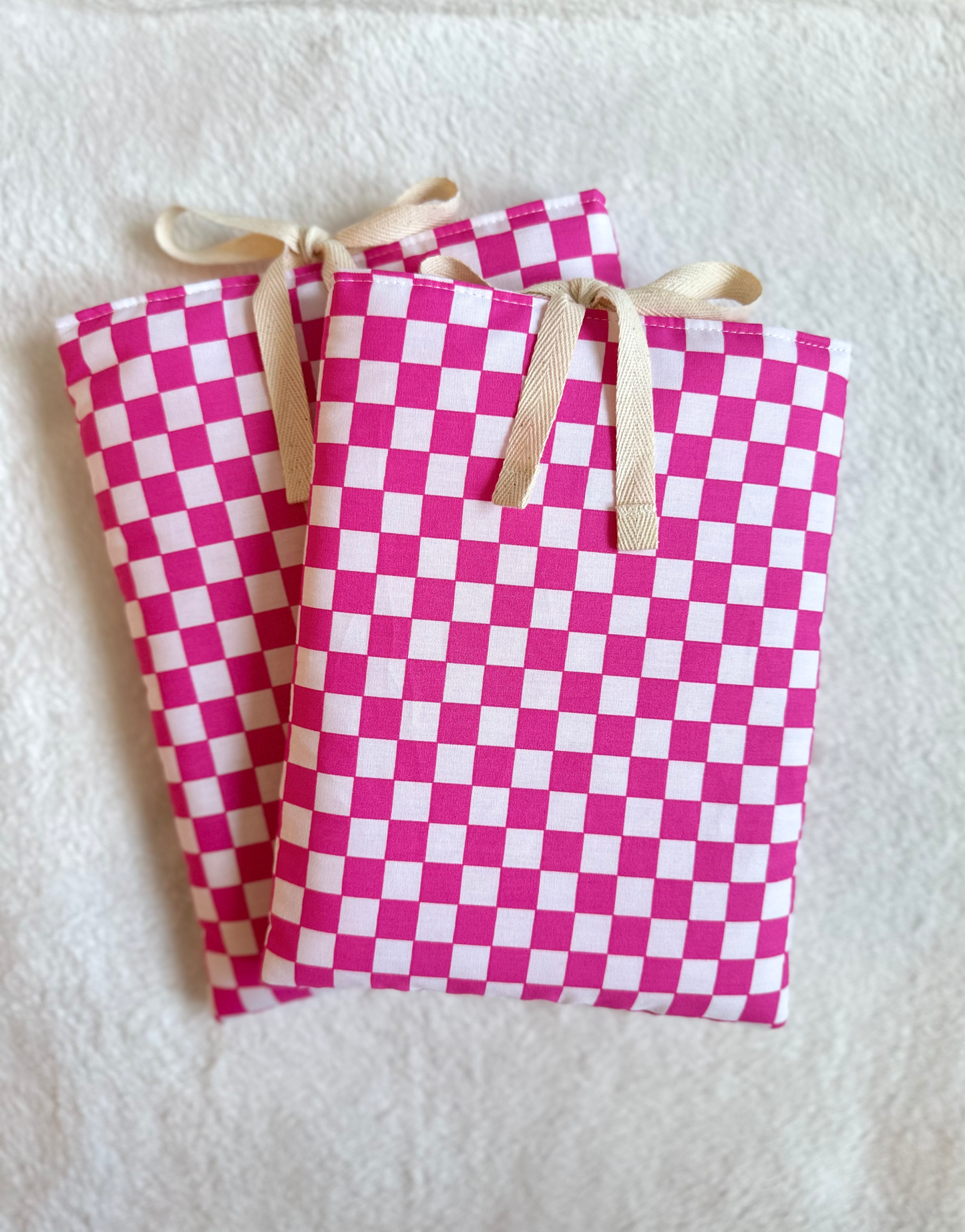 Pink Checker Book Sleeve
