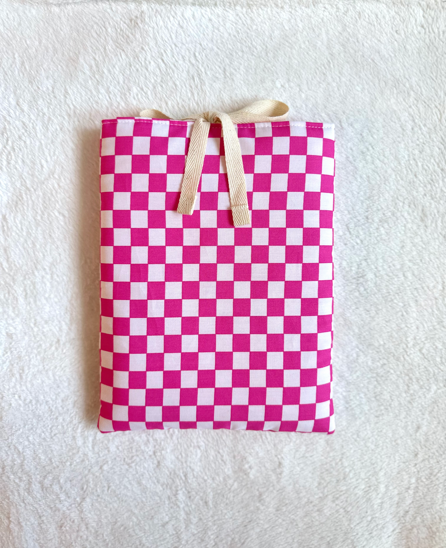 Pink Checker Book Sleeve