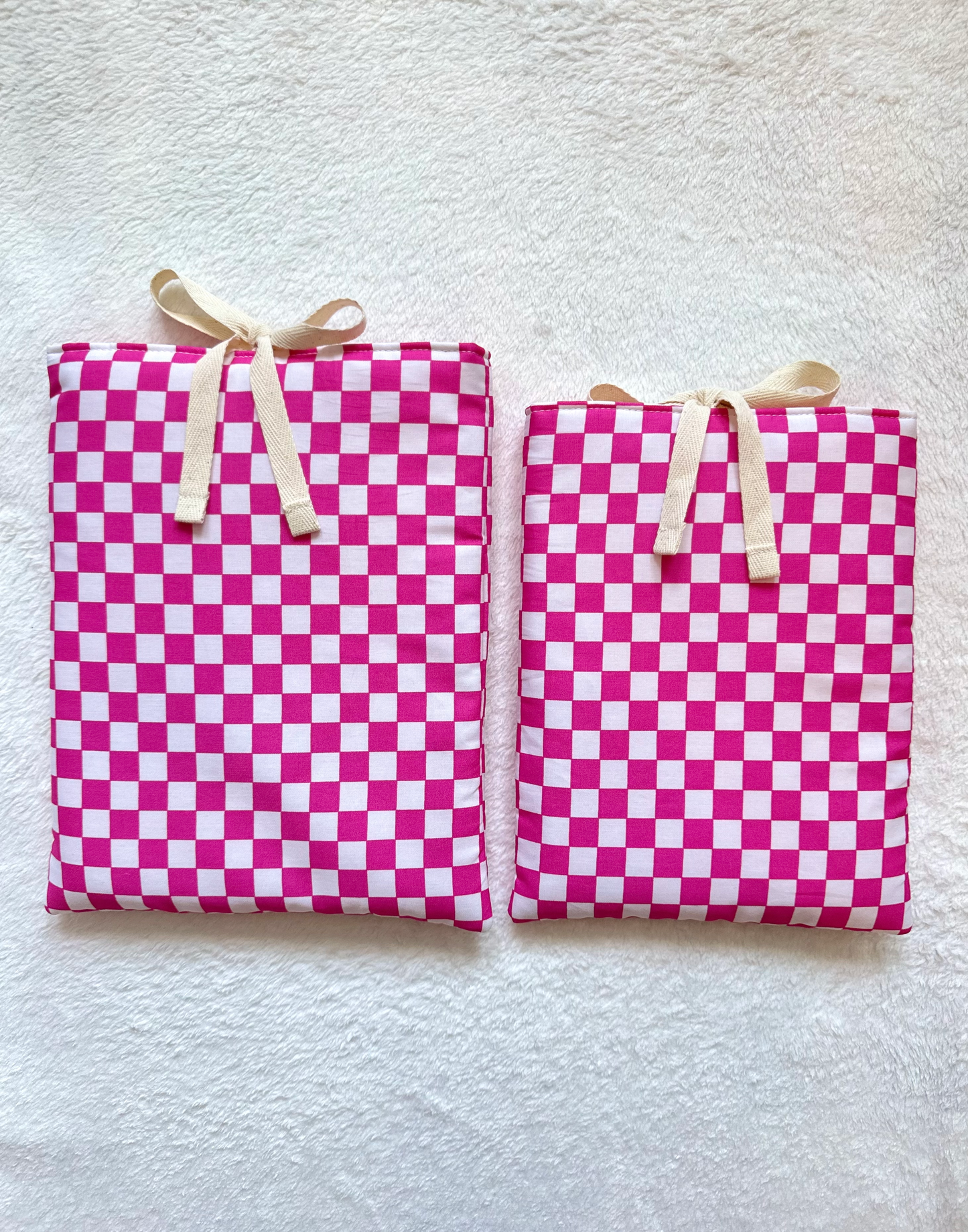 Pink Checker Book Sleeve